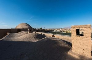 نمای پشت بام مدرسه ایرانشهر یزد 