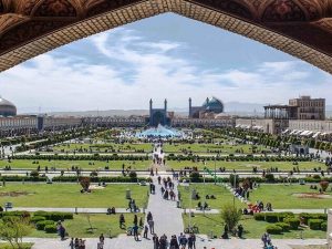 پاورپوینت تحلیل دقیق سایت میدان نقش جهان اصفهان