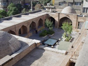 پاورپوینت تحلیل دقیق معماری مسجد جامع سرخ مهاباد