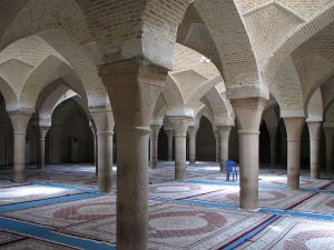 پاورپوینت تحلیل دقیق معماری مسجد جامع حدید یا مسجد نو شیراز(پلان، نما، مقطع)